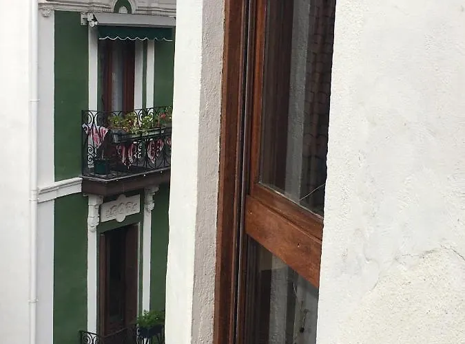 Quarto em Acomodações Particulares Alojamiento En Torre Solokoetxe License Lbi227 Bilbau